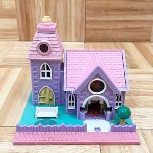 1993 Vintage Polly Pocket Bluebird Toys Swindon England Light Up Wedding Chapel